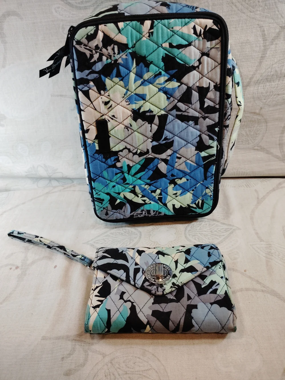 Vera Bradley Quilted Floral Cosmetic Case and Wristlet in Aqua Blue Black